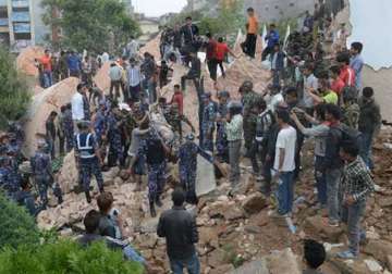 nearly 700 killed in magnitude 7.9 earthquake in nepal