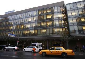 new york doctor who treated patients in africa tests positive for ebola