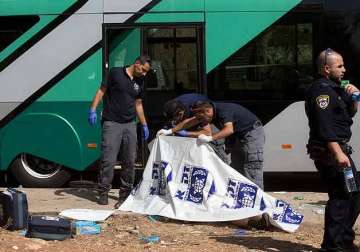 jerusalem attacks kill 3 as wave of violence escalates