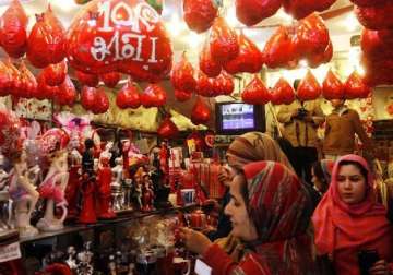 pakistan bans valentine s day celebrations in islamabad