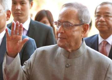 president pranab mukherjee wraps up vietnam tour