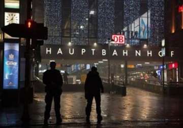 munich terror threat remains in place stations open again