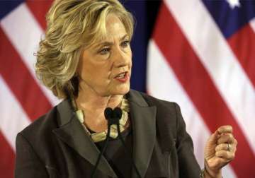 hillary clinton vows to answer questions about private e mails