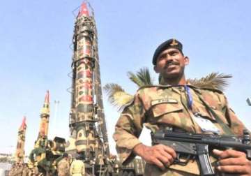 pakistan rejects report about fastest growing nuclear warheads