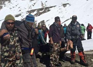 nepal ends rescue operations after deadly snowstorm
