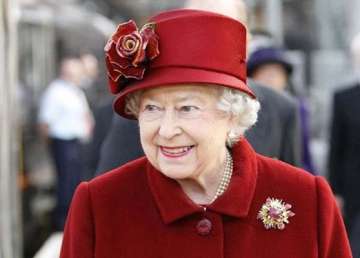 isis plans attack on queen s guards report