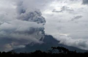 mount sinabung volcano erupts in indonesia