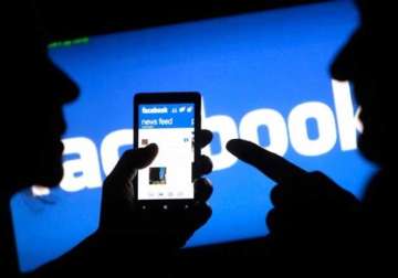 facebook to warn users against state sponsored cyber attacks
