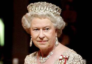 queen elizabeth to make rare public speech