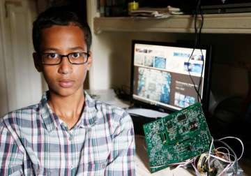 us teen ahmed mohamed arrested for clock bomb now wants 15m compensation