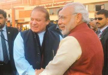 modi sharif discussed many issues including kashmir pak media