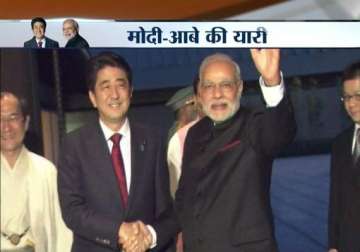 modi abe meet over dinner pitch for robust future in ties
