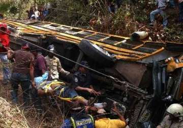 14 killed in honduras bus crash