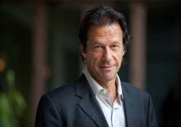 imran khan dares pakistan government to arrest him