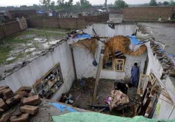 death toll from pakistan storm rises to 45