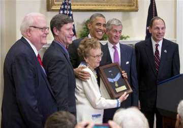 barack obama to award presidential medal of freedom