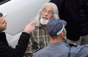 israeli guru who kept harem of 17 and fathered 37 held