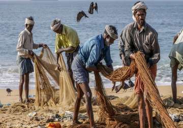 sri lanka india fishermen to sort out their issues