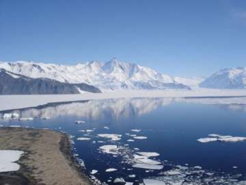ice in arctic seas shrinks to 6th lowest recorded
