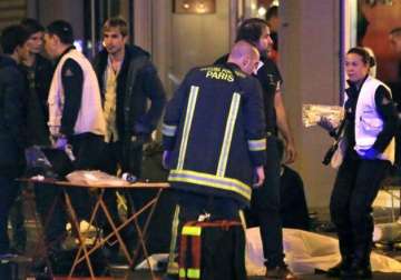 over 120 dead in multiple terror attacks in paris