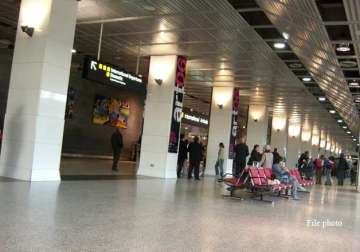 melbourne airport declared safe police