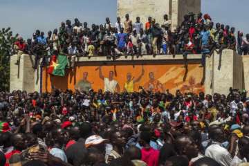 protests push burkina faso president from power