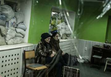 ukraine and rebels both claim to control donetsk airport