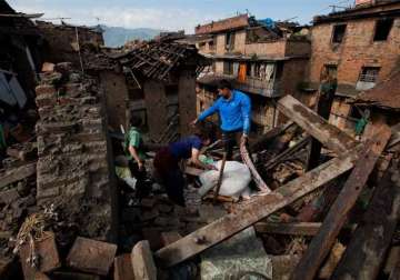nepaldevastated death toll surpasses 4000 mark hunt continues for survivors