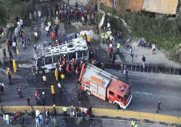 11 killed in venezuela bus accident