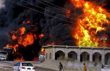gunmen torch 29 more nato oil tankers in pakistan