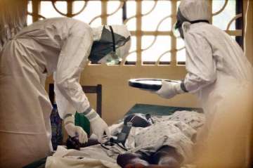 us doctor tests positive for ebola in liberia