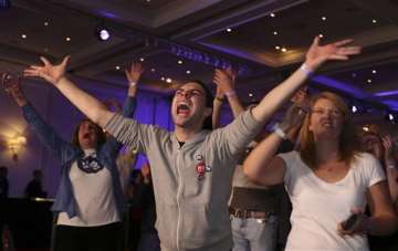 early results suggest scots reject independence