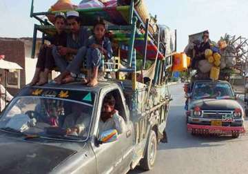 over 29 000 pakistanis still in afghanistan