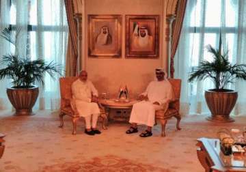 pm modi holds talk with uae crown prince