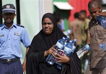 china donates 500 000 to restore water to maldives