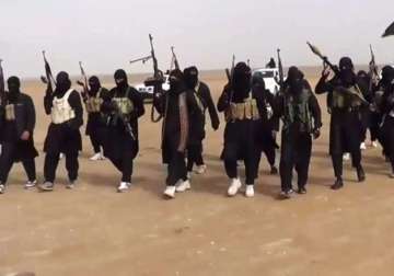 islamic state asks brothers in america to kill 100 us military personnel