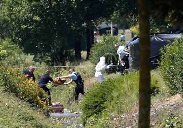 man carrying islamist flag beheads one person in french factory attack