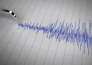 8.3 magnitude quake hits indonesia tsunami alert issued