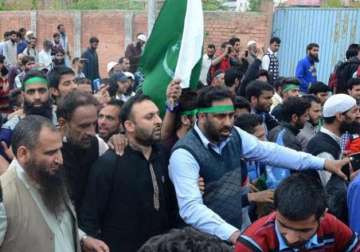 separatists waving flag in srinagar shows love for our country pak