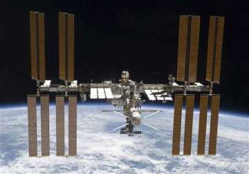 astronauts evacuate us section after ammonia leak inside space station