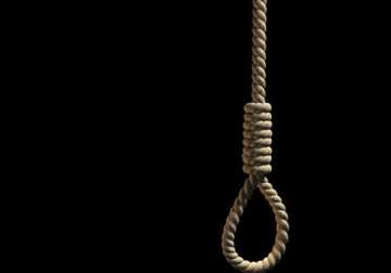 pakistan hangs two more convicts