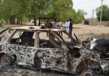 suicide bombing kills 25 in nigeria