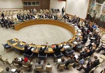 un calls for political transition to end syria crisis