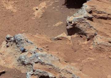 mars pebbles travelled 50 km down a riverbed study