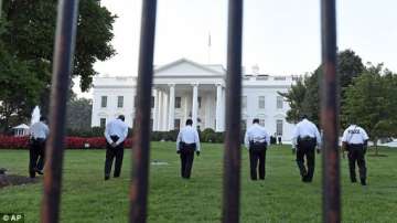 white house beefs up security after intruder incident