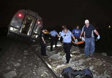 new york bound amtrak train derails in philadelphia several people hurt