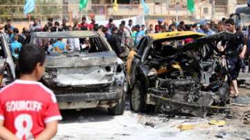 13 killed in baghdad bomb blasts