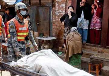 nepal quake death toll mounts to 6 166