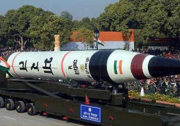 india s nuclear arsenal at around 75 125 weapons us think tank