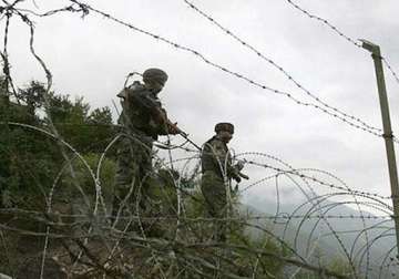 pak army hands over indian boy who crossed loc inadvertently